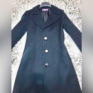 Like New! Vivienne Tam 100% Wool Black Fall/Winter 2015 Ready To Wear Coat